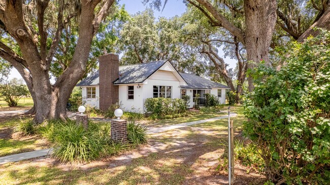 5005 Lillian Lee Rd in St. Cloud, FL - Building Photo - Building Photo