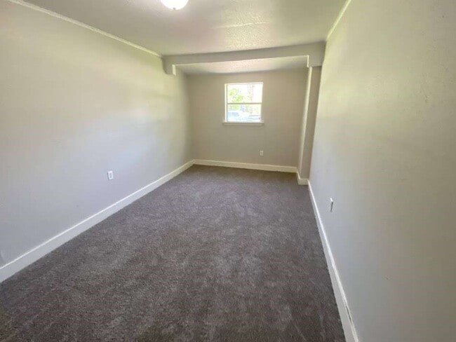 property at 5414 Northridge Dr