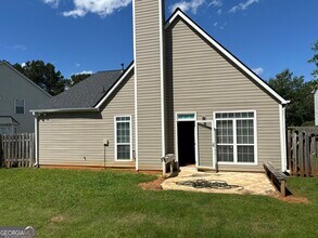 709 Weatherstone Trce in Woodstock, GA - Building Photo - Building Photo