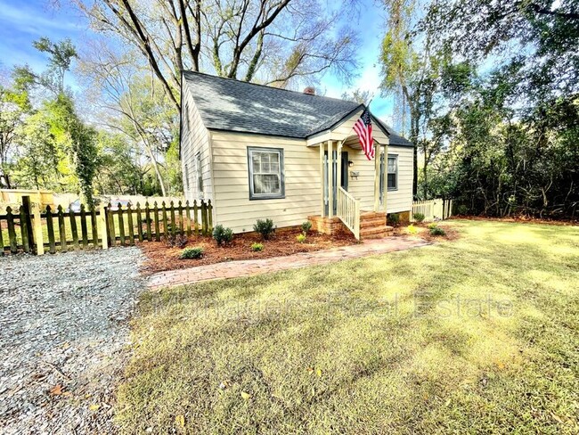 718 Athens Ave in Fayetteville, NC - Building Photo - Building Photo
