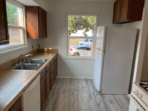 8337 Dunbarton Ave, Unit 8339 in Los Angeles, CA - Building Photo - Building Photo