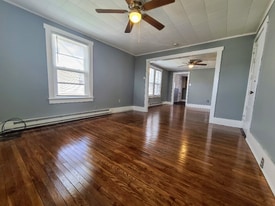 12 Front St, Unit 2 in Northumberland, PA - Building Photo