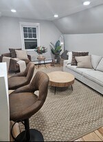 115 N Hull St, Unit 2nd floor in East Providence, RI - Building Photo