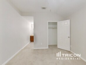 7402 Deloache Ave in Humble, TX - Building Photo - Building Photo