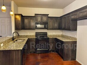 1842 Post Oak Rd in El Reno, OK - Building Photo - Building Photo