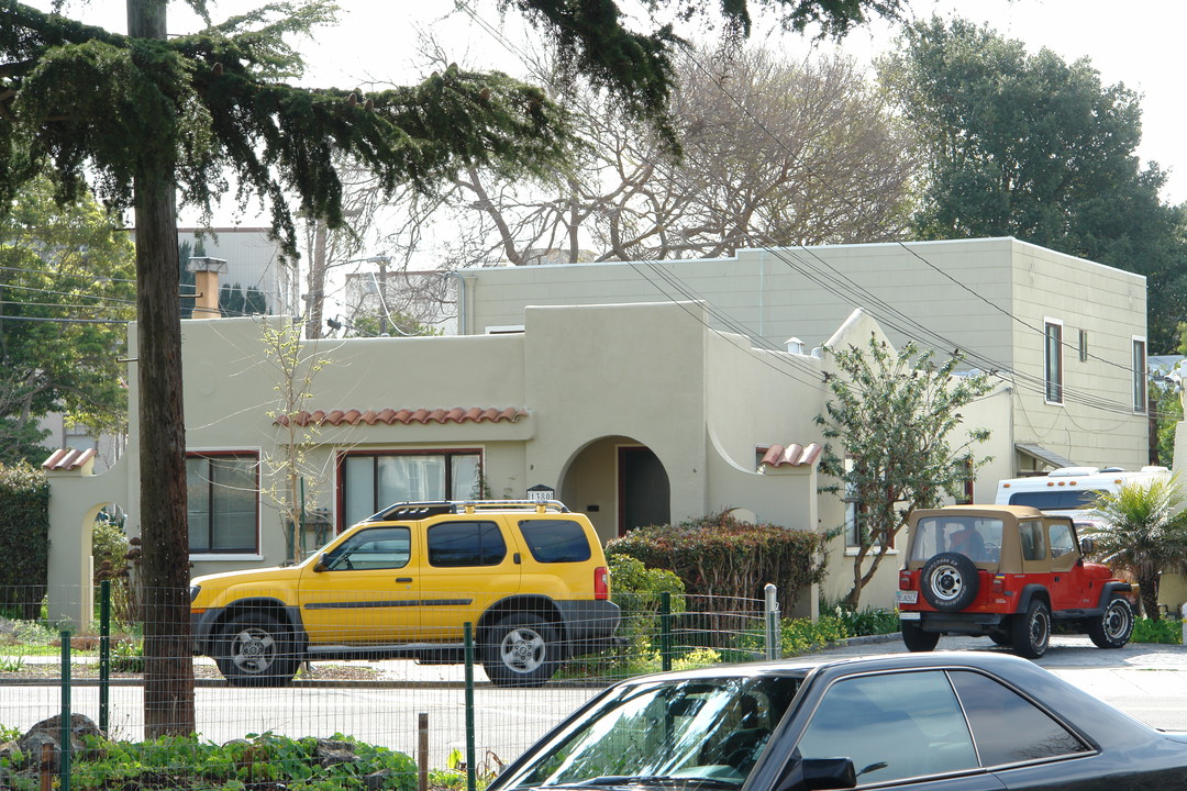 1380 Hopkins St in Berkeley, CA - Building Photo