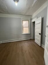 905 Hunterdon St, Unit 2 in Newark, NJ - Building Photo - Building Photo