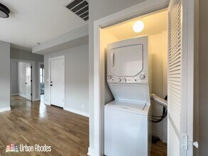 2206 W Eastwood Ave, Unit A03N in Chicago, IL - Building Photo - Building Photo