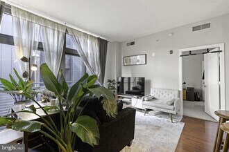 2120 Vermont Ave NW in Washington, DC - Building Photo - Building Photo