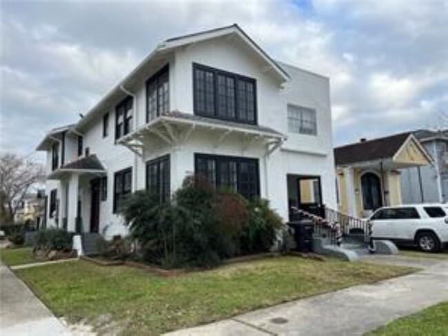 700 Florida Blvd, Unit 700 Florida Blvd., Unit 700 Florida Blvd.