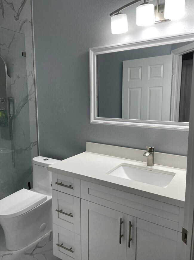 11484 SW 236th St in Homestead, FL - Building Photo - Building Photo