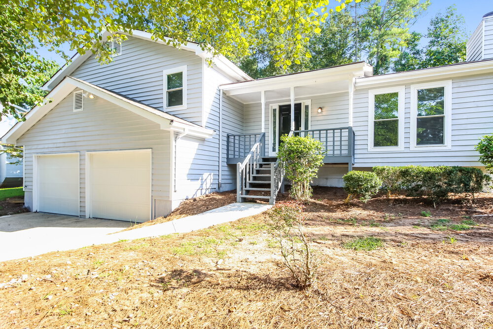 1013 Summer Pl NW in Acworth, GA - Building Photo