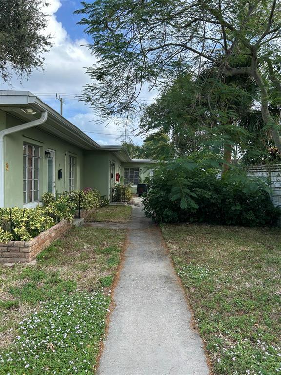 214 S Palmway in Lake Worth Beach, FL - Building Photo - Building Photo