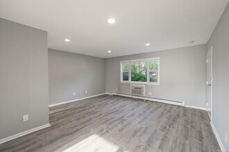 48 Nelson St in Stamford, CT - Building Photo - Building Photo