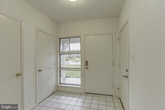 10008 Sinnott Dr in Bethesda, MD - Building Photo - Building Photo