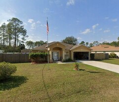 10 Lloret Pl in Palm Coast, FL - Building Photo