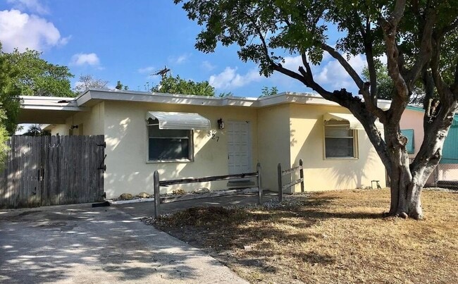 property at 327 W Pine St