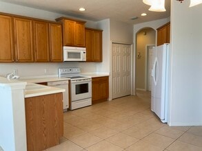 12323 30th St E in Parrish, FL - Foto de edificio - Building Photo