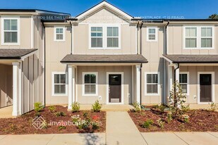 221 River Rock Dr in Lebanon, TN - Building Photo