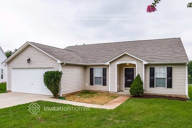 2097 Chapel Creek Rd in Concord, NC - Foto de edificio - Building Photo