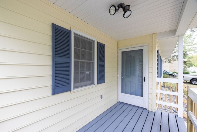 5236 Hallmark Dr in Richmond, VA - Building Photo - Building Photo