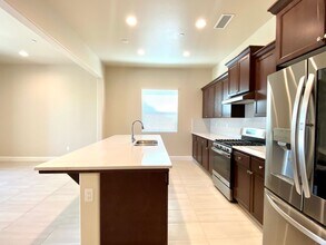 3635 La Jolla Ave in Clovis, CA - Building Photo - Building Photo