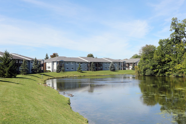 Shady Lake Apartments in Streetsboro, OH - Foto de edificio - Building Photo