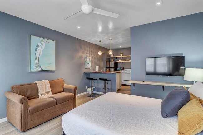 1850 N Laura St, Unit Unit 3 in Jacksonville, FL - Foto de edificio - Building Photo