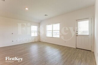 1228 Treehouse Ln in New Braunfels, TX - Building Photo - Building Photo