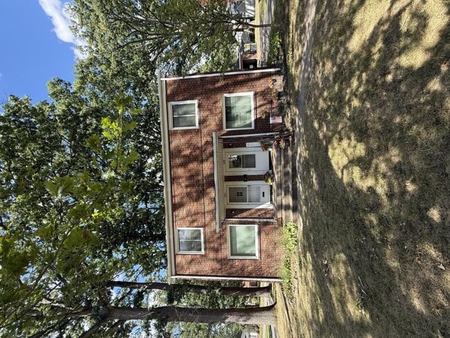 property at 2137 Woodland St NE