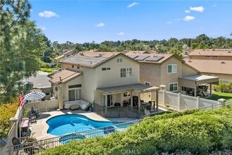 43540 Corte Benisa in Temecula, CA - Building Photo - Building Photo