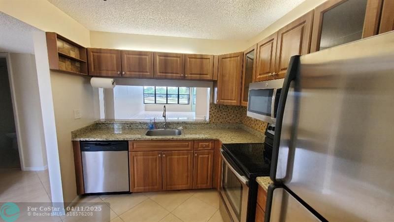 2767 Carambola Cir N in Coconut Creek, FL - Building Photo
