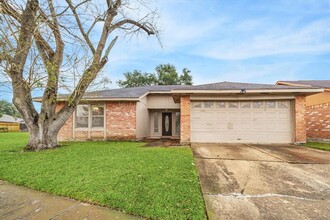 16714 Quail View Ct in Missouri City, TX - Building Photo - Building Photo