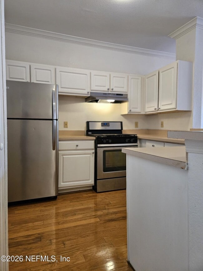 property at 13810 Sutton Park Dr N