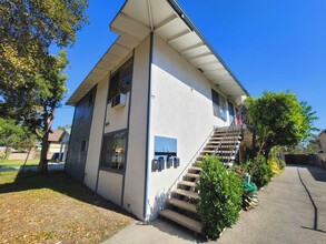 724 N Soldano Ave in Azusa, CA - Building Photo - Building Photo