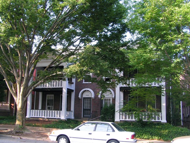 3545-3547 Grove Ave in Richmond, VA - Building Photo - Building Photo