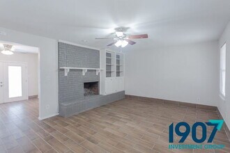 1524 Oakcliff Rd in Norman, OK - Building Photo - Building Photo