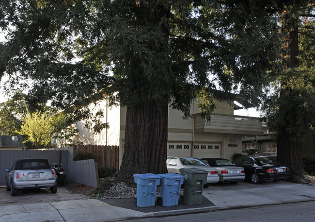 674-678 Homer Ave in Palo Alto, CA - Foto de edificio - Building Photo