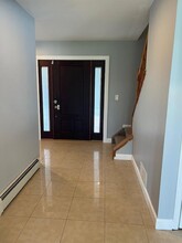 278 Crombie St in Huntington Station, NY - Building Photo - Building Photo