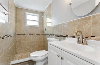 9200 Chantilly Ln in Port Richey, FL - Building Photo - Building Photo