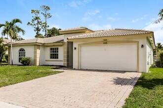 103 Cocoplum Cir in Royal Palm Beach, FL - Building Photo - Building Photo