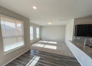 14701 Rambling Crk Cir in Oklahoma City, OK - Building Photo - Building Photo