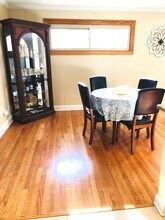 9529 N Kenneth Ave in Skokie, IL - Building Photo - Building Photo