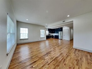 1023 N Madison Ave in Dallas, TX - Building Photo - Building Photo