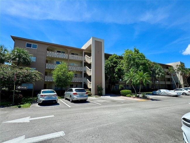 property at 1601 Abaco Dr