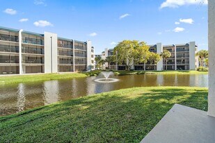 1605 S US Hwy 1, Unit D106 in Jupiter, FL - Building Photo