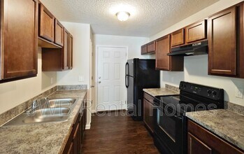9166 Adams Ave in Jacksonville, FL - Building Photo - Building Photo