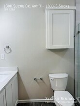 1300 W Sucre Dr in Edinburg, TX - Building Photo - Building Photo