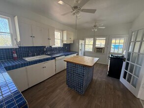 8315 Fm 327 in Elmendorf, TX - Building Photo - Building Photo