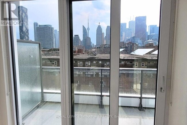 121 Lower Sherbourne St in Toronto, ON - Building Photo - Building Photo